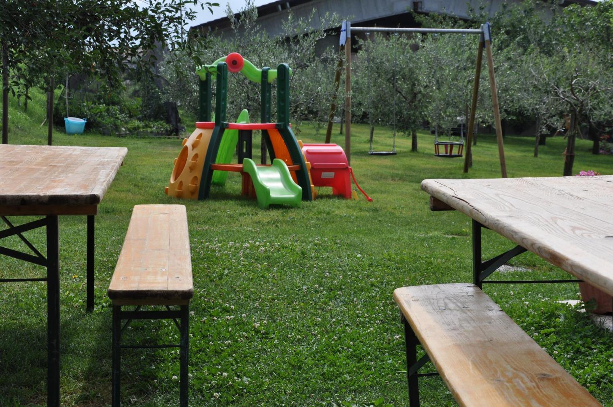 Agriturismo Corte Dei Fiori Caprino Veronese Exterior foto